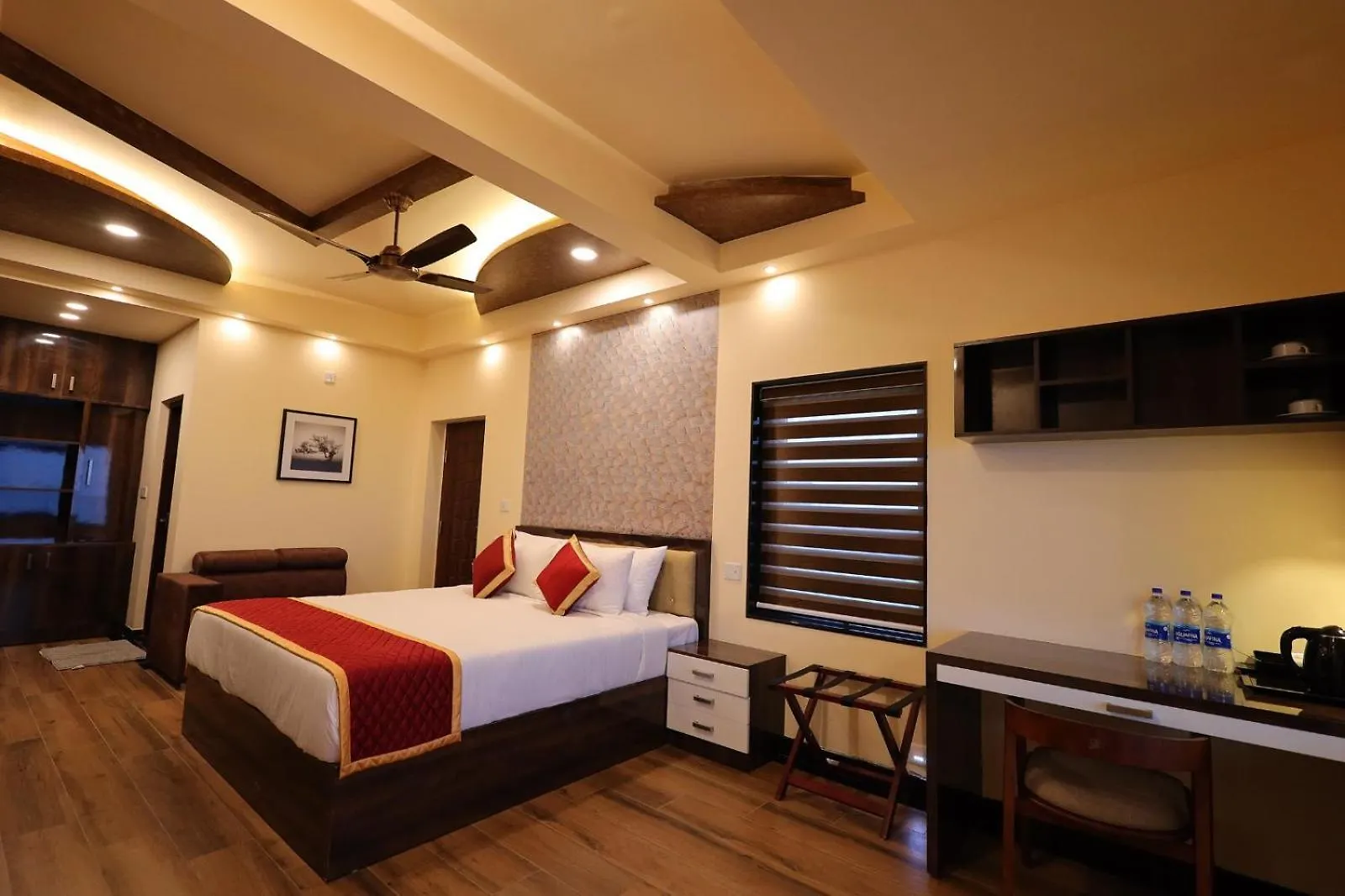 アパートホテル Plachoos Gardens - A Luxury Serviced Villa In Kuttikkanam, Peermede Pīrmed