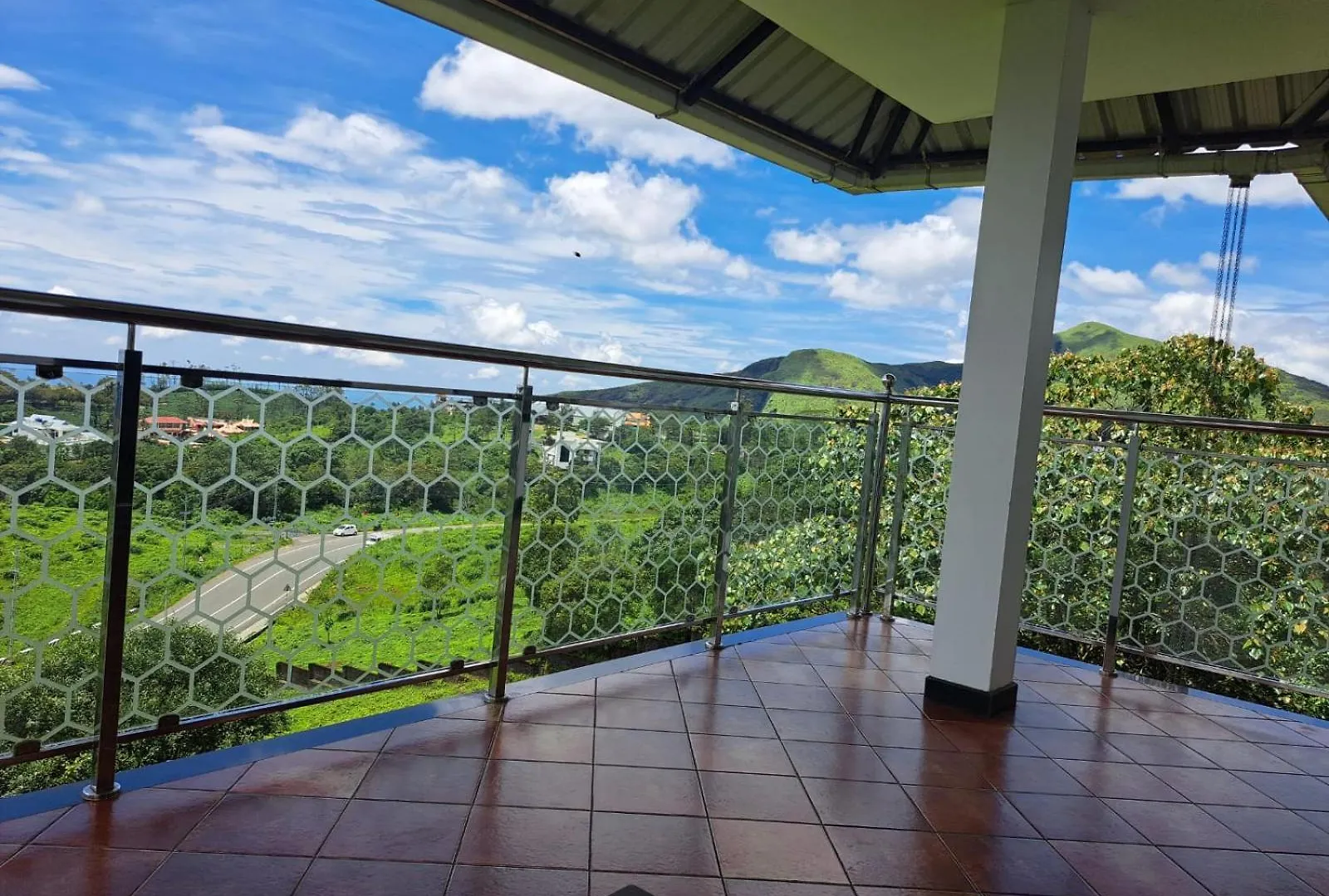 Plachoos Gardens - A Luxury Serviced Villa In Kuttikkanam, Peermede Pīrmed 0*,